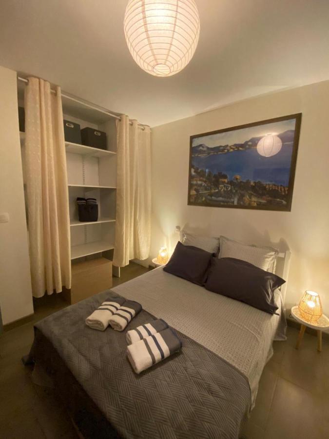 La Rosela De La Cite Bed & Breakfast Palaja Luaran gambar