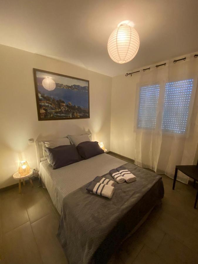 La Rosela De La Cite Bed & Breakfast Palaja Luaran gambar