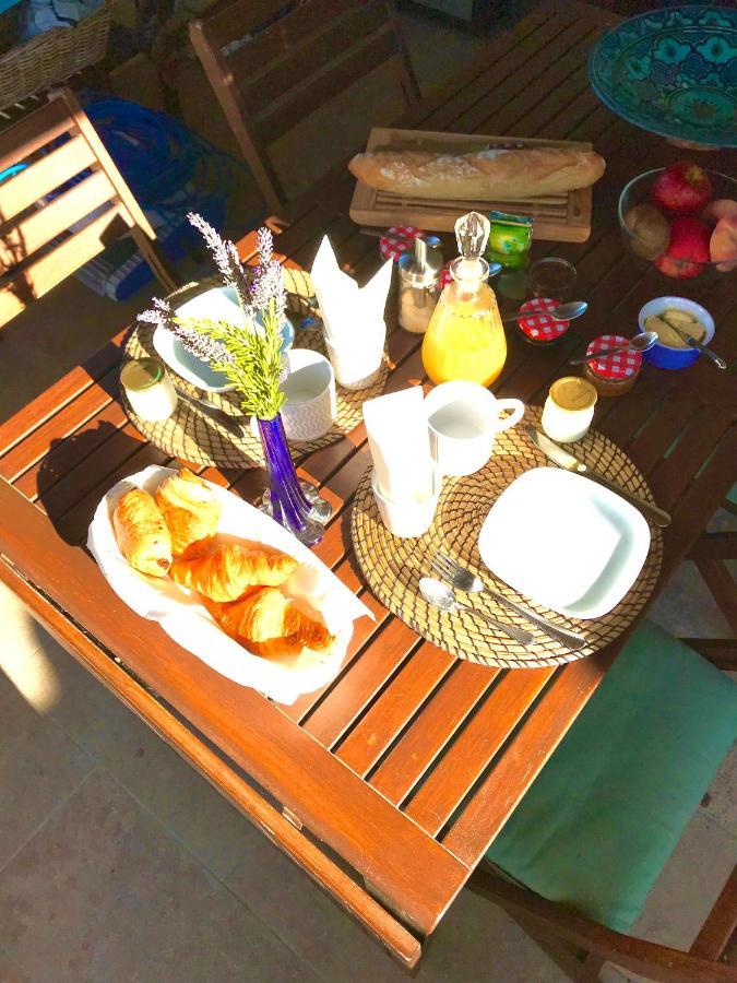 La Rosela De La Cite Bed & Breakfast Palaja Luaran gambar
